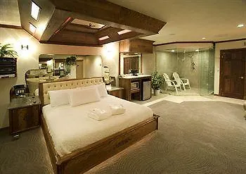 Sybaris Pool Suites Northbrook - Adults Only 2*