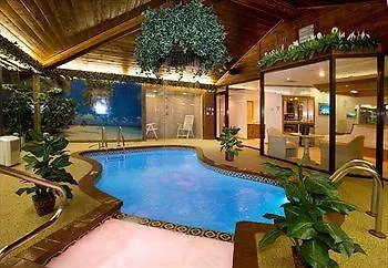 Sybaris Pool Suites Northbrook - Adults Only 2* Glenview