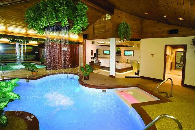 Sybaris Pool Suites Northbrook - Adults Only 2* Glenview
